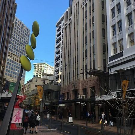 Outstanding Central Lambton Quay Apartment Уелингтън Екстериор снимка