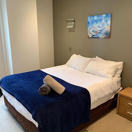Outstanding Central Lambton Quay Apartment Уелингтън Екстериор снимка